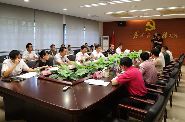 倪強(qiáng)市長調(diào)研?？诼糜萎a(chǎn)業(yè) 診脈“十三五”規(guī)劃