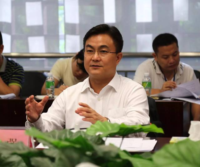 倪強(qiáng)市長調(diào)研?？诼糜萎a(chǎn)業(yè) 診脈“十三五”規(guī)劃