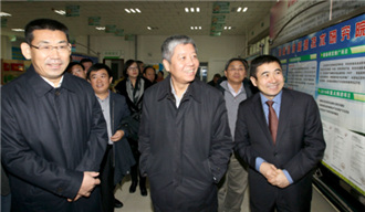 我院院長隨科技部專家組調研哈密高新區(qū)“以升促建”工作