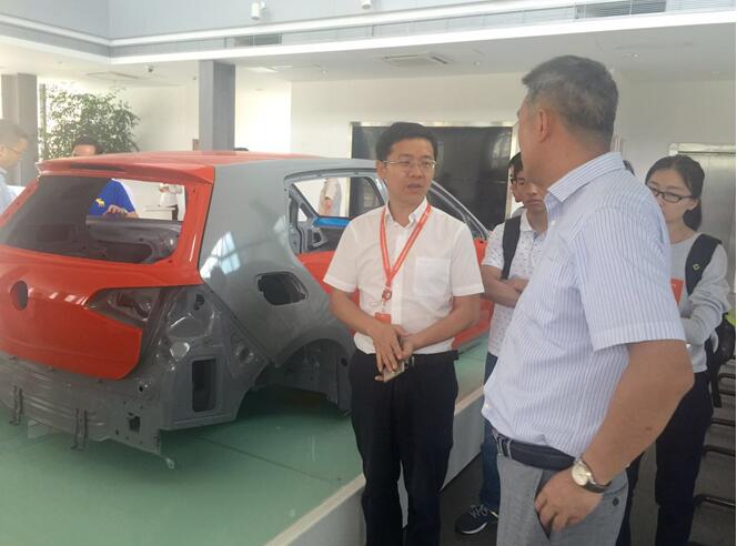 我院副院長率隊赴湖南婁底市調研資源型城市轉型創(chuàng)新發(fā)展