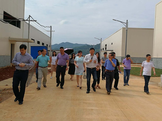 我院課題組赴漣源市開(kāi)展《婁底資源型城市轉(zhuǎn)型升級(jí)，深化供給側(cè)結(jié)構(gòu)性改革》課題調(diào)研