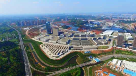 [十年·重建與振興]四川瞄準(zhǔn)高質(zhì)量產(chǎn)業(yè)實現(xiàn)跨越發(fā)展