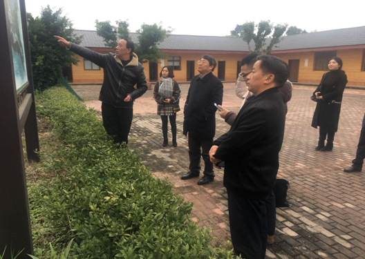 探索鄉(xiāng)村振興新模式，爭(zhēng)當(dāng)鄉(xiāng)村振興排頭兵——我院助力“中華龍鄉(xiāng)”重慶銅梁區(qū)高位推進(jìn)鄉(xiāng)村振興戰(zhàn)略