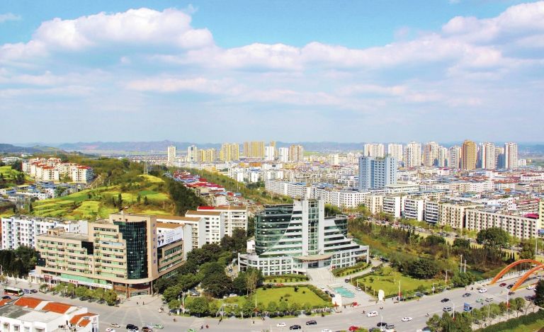 遂寧經(jīng)開(kāi)區(qū)構(gòu)建“一區(qū)兩翼、產(chǎn)城一體”發(fā)展新格局，全力打造“中心城區(qū)經(jīng)濟(jì)