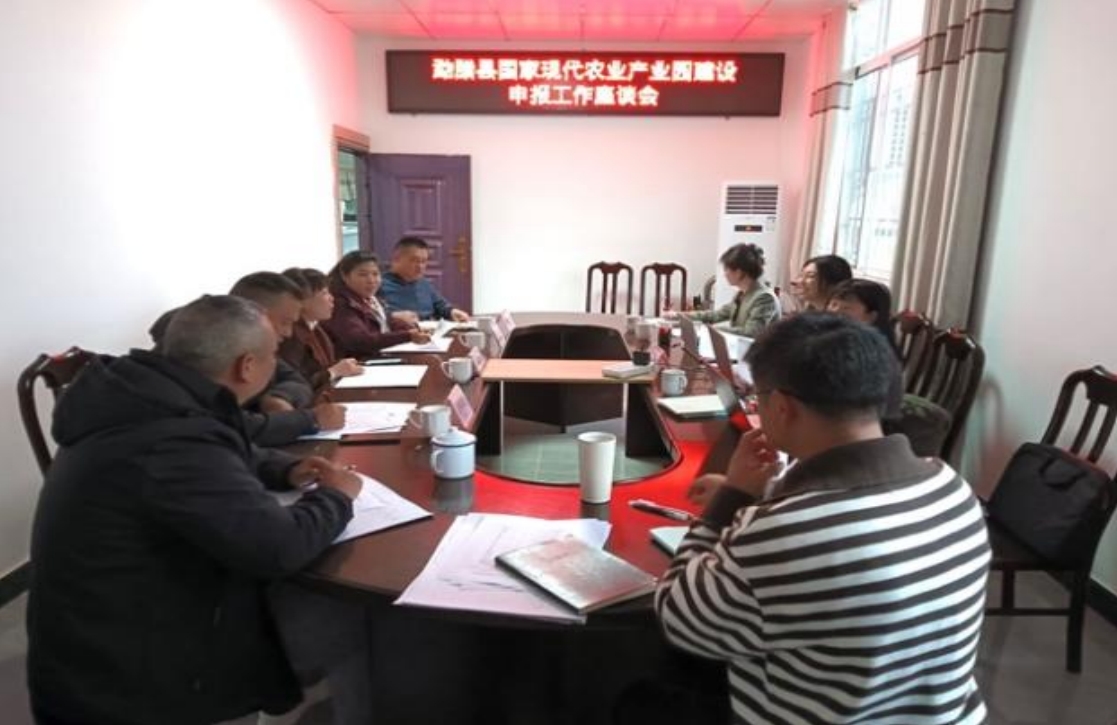 我院團隊走入“中國天然橡膠第一縣”，與勐臘共赴國家現(xiàn)代農(nóng)業(yè)產(chǎn)業(yè)園建設(shè)之